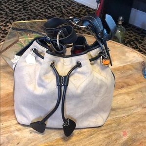 Bag Dooney & Bourke